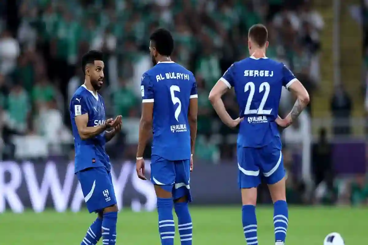 الجاسر يفتح النار على إدارة الهلال السعودي بسبب الصفقات