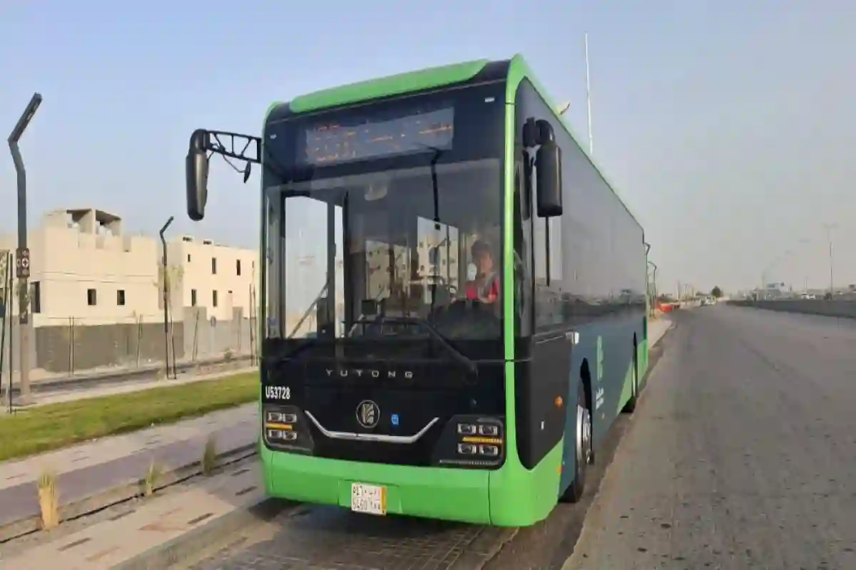 حافلات النقل العام في الأحساء