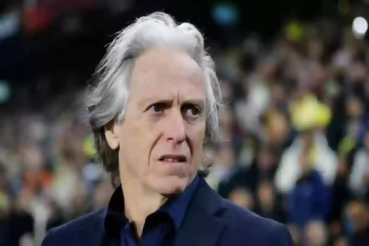 انتشار حالة من التوتر بين مدرب الهلال خيسوس وعدد من لاعبي الزعيم!