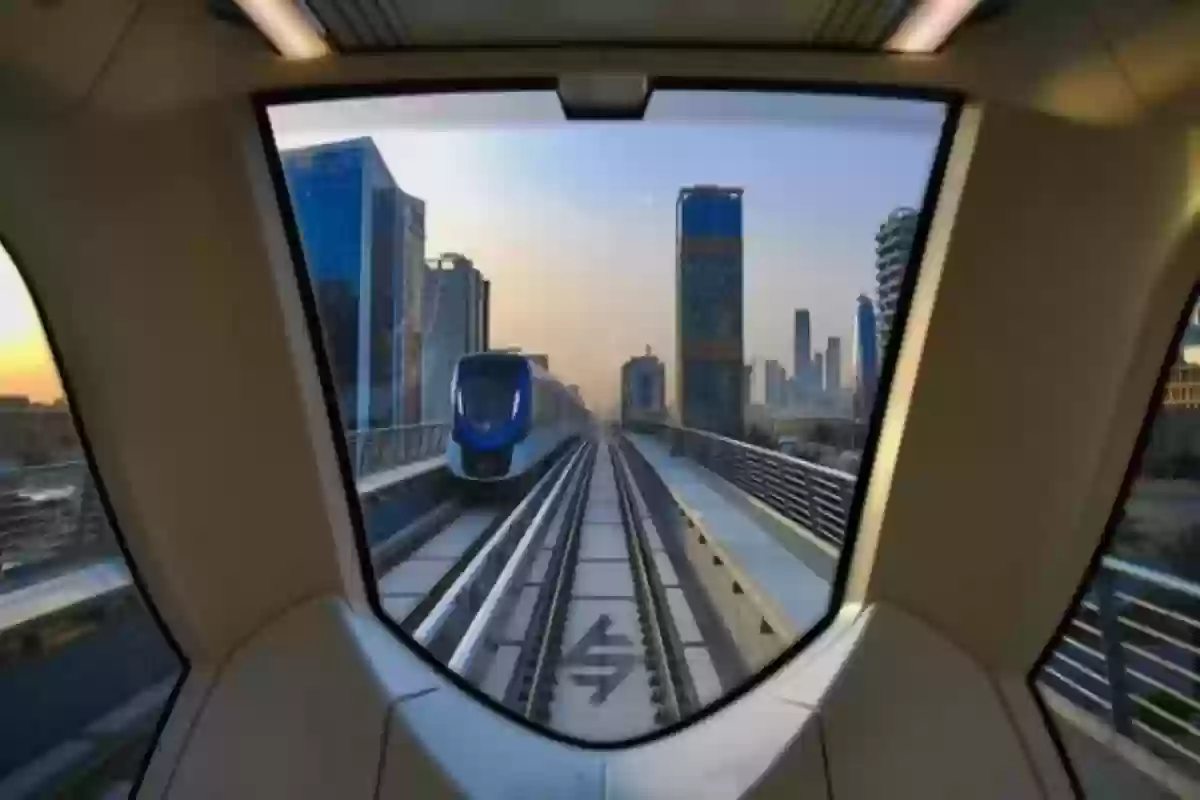 هيئة النقل تفرض غرامات صارمة على ركاب قطار الرياض .. اعرف السبب