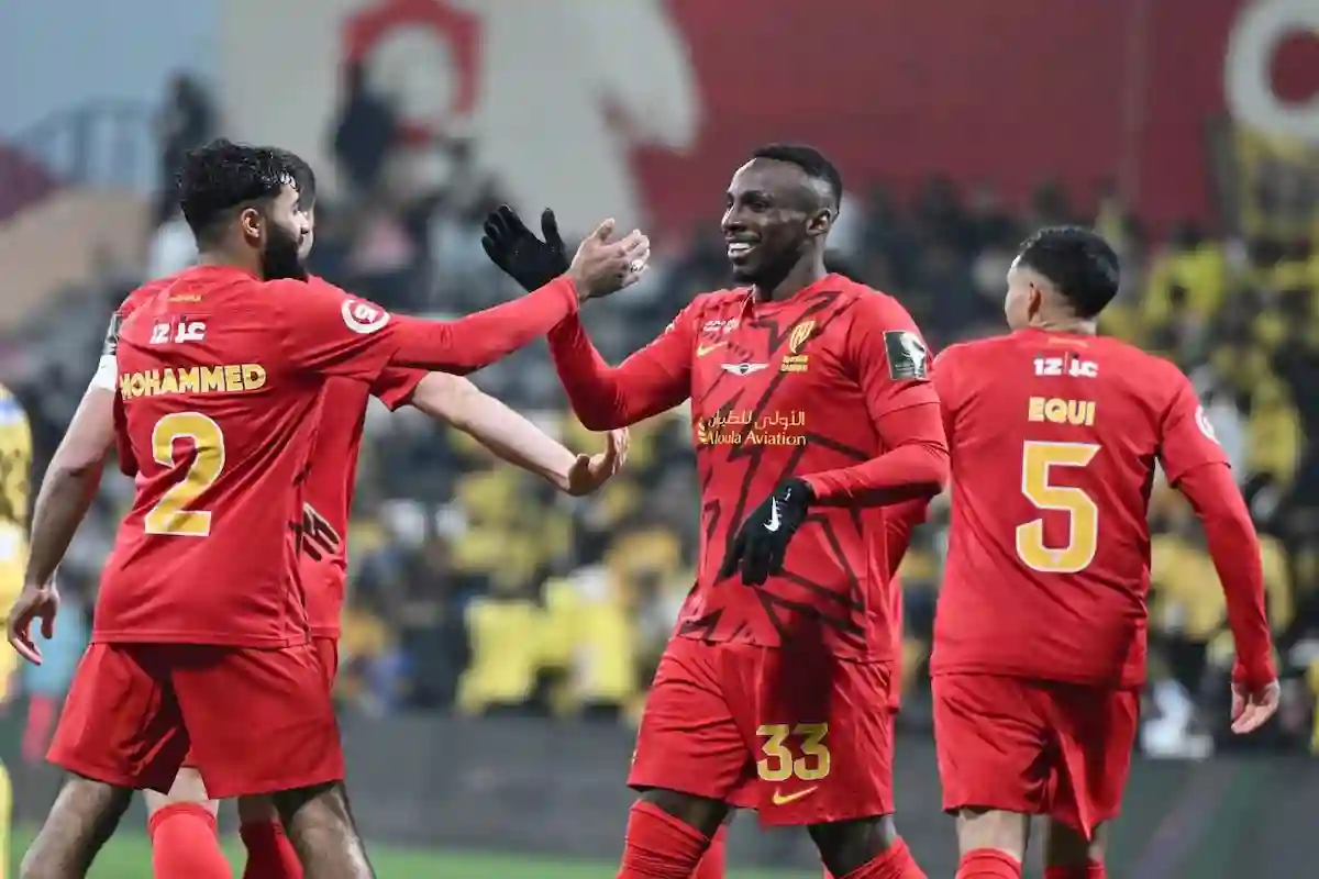 القادسية يحدد هدفه خلال فترة الانتقالات الصيفية القادمة 2025.. ظهير الشباب!