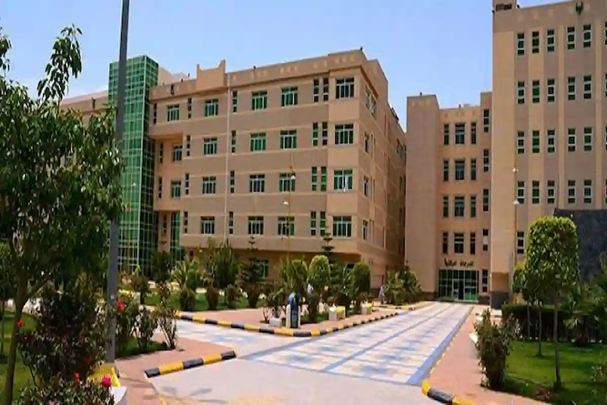 جامعة الملك خالد تفتح باب التقديم على برامج الدراسات العليا 