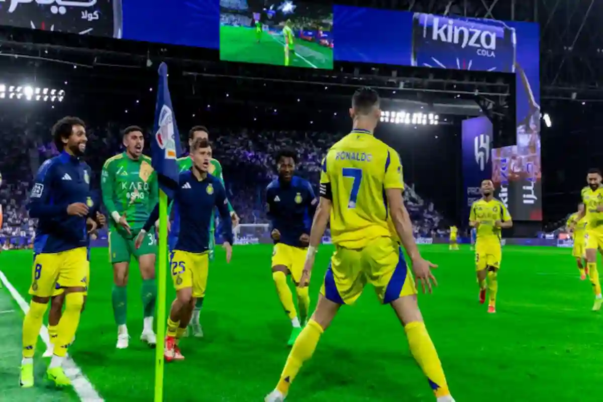  النصر يقلص الفارق مع المتصدر عبر لقاء الرياض بدوري روشن السعودي