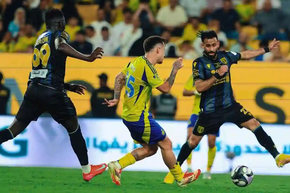 تعادل النصر أمام التعاون في دوري روشن السعودي