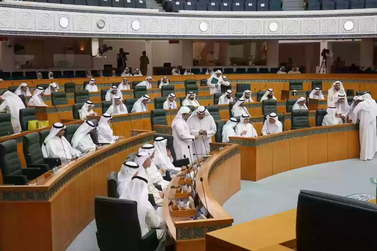قرار جديد من رئاسة الوزراء الكويتية يثير الجدل
