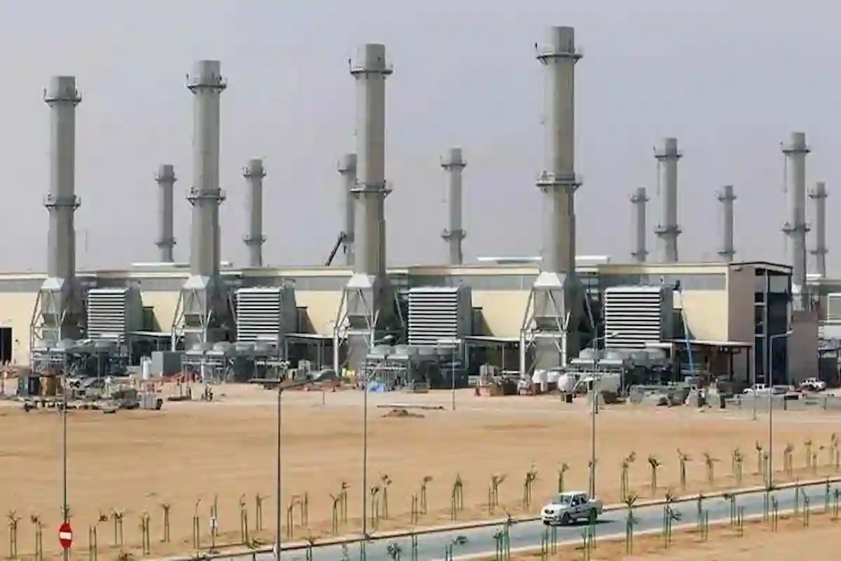 السعودية تتلقى 300 طلبًا لمنشآت صناعية لاستهداف تحول الوقود السائل