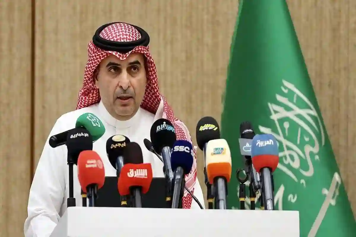 تعليق ساخر من القرشي على استقالة سعد اللذيذ من برنامج الاستقطاب