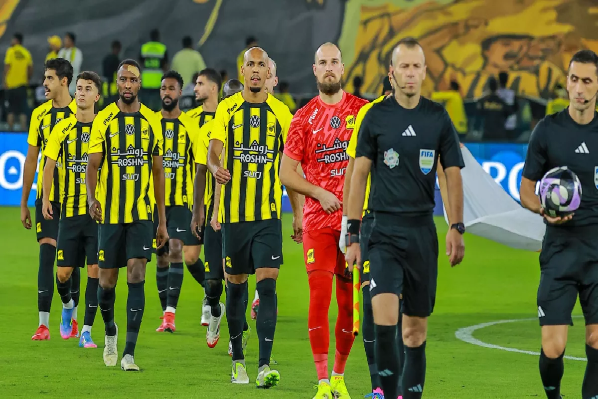 شرط جزائي خرافي يشعل مفاوضات الاتحاد مع برونو: هل تقترب جوهرة نيوكاسل من دوري روشن؟