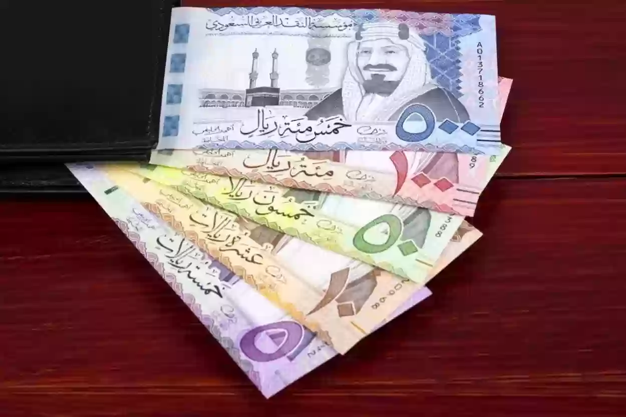 آخر تحديث.. سعر الريال السعودي أمام الجنيه المصري والعملات العربية في ختام تعاملات اليوم