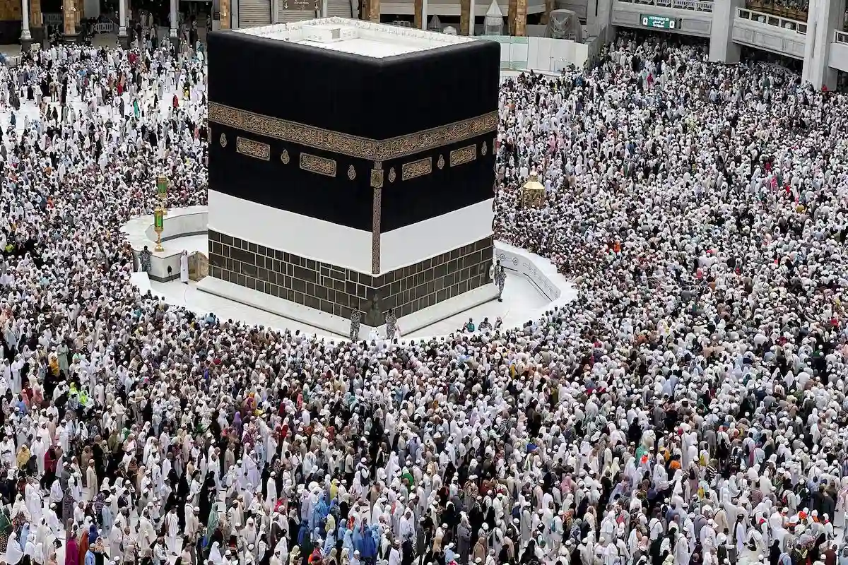 منع دخول العاصمة المقدسة إلا لأصحاب تلك التأشيرات