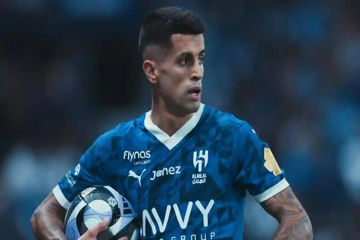 هالة من الغموض تحيط مستقبل لاعب الهلال جواو كانسيلو