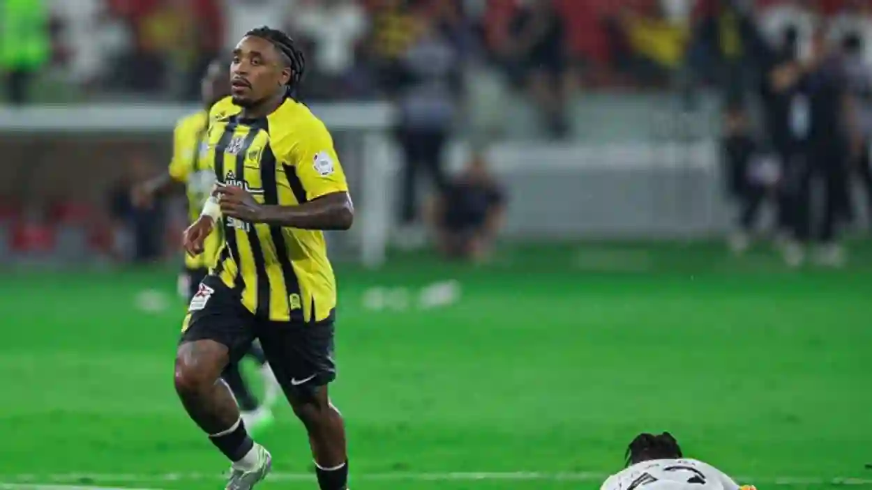 عاجل.. إصابة مفاجأة لنجم الاتحاد قبل مواجهة  الخليج في دوري روشن