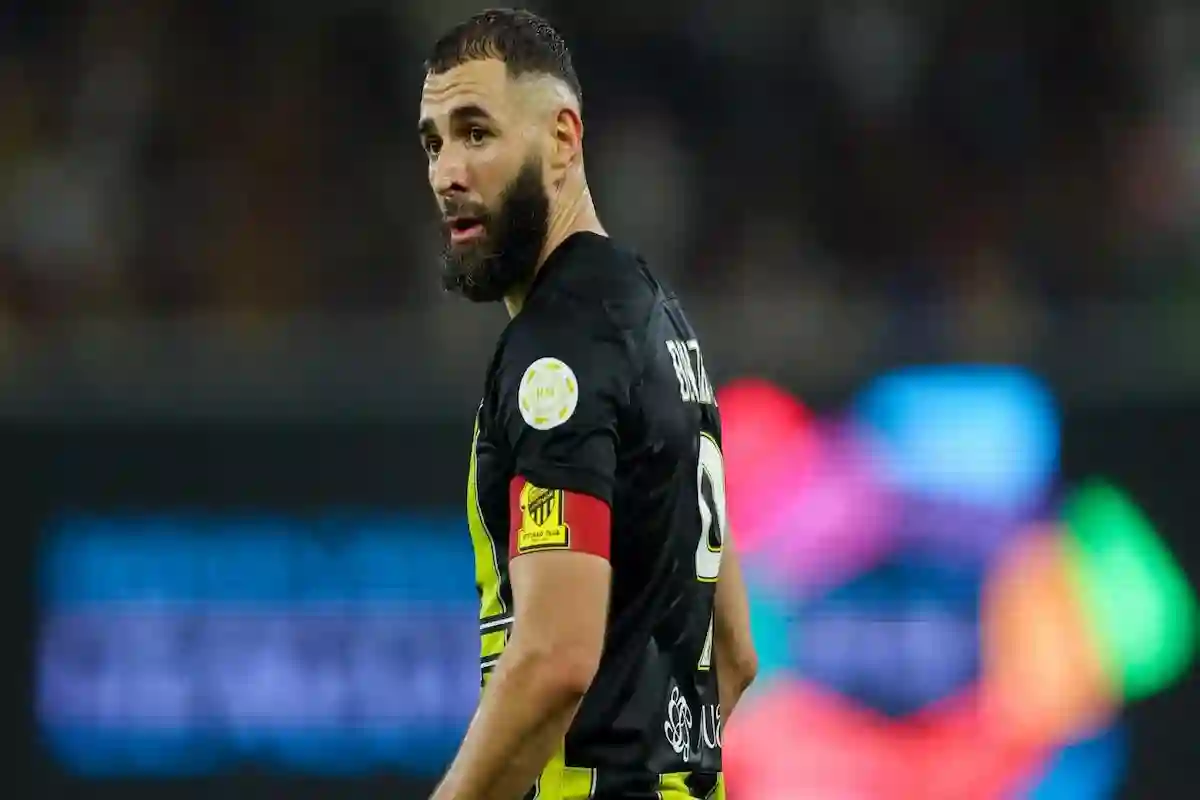  بنزيما يحسم حقيقة المشاركة في كأس الأندية